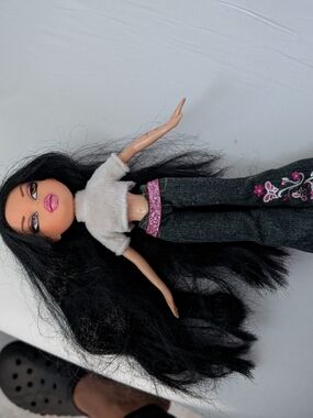 Bratz Dolls Jade Magic Genie